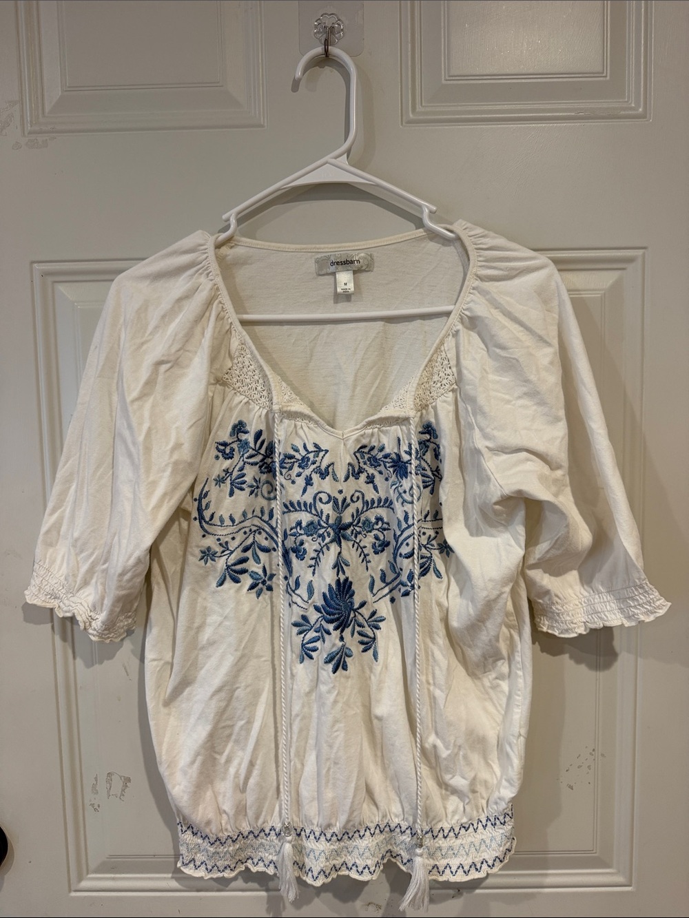 dressbarn White Peasant Top with Blue Floral Embroidery